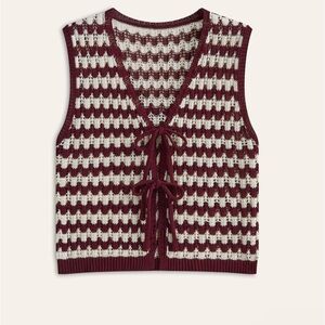 Nwt. Commense Size L Maroon and Cream Knit Top